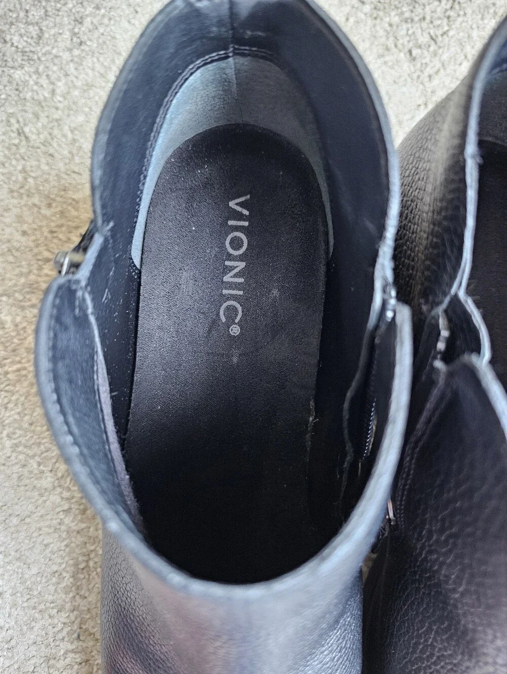 Vionic Cecily Black Leather Ankle Booties Zip Up Size 9.5